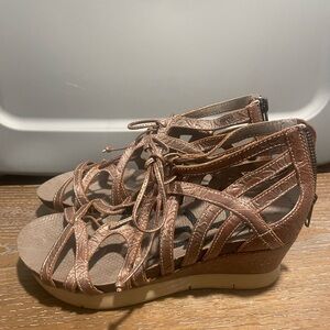OTBT Nomadic wedge sandal size 8